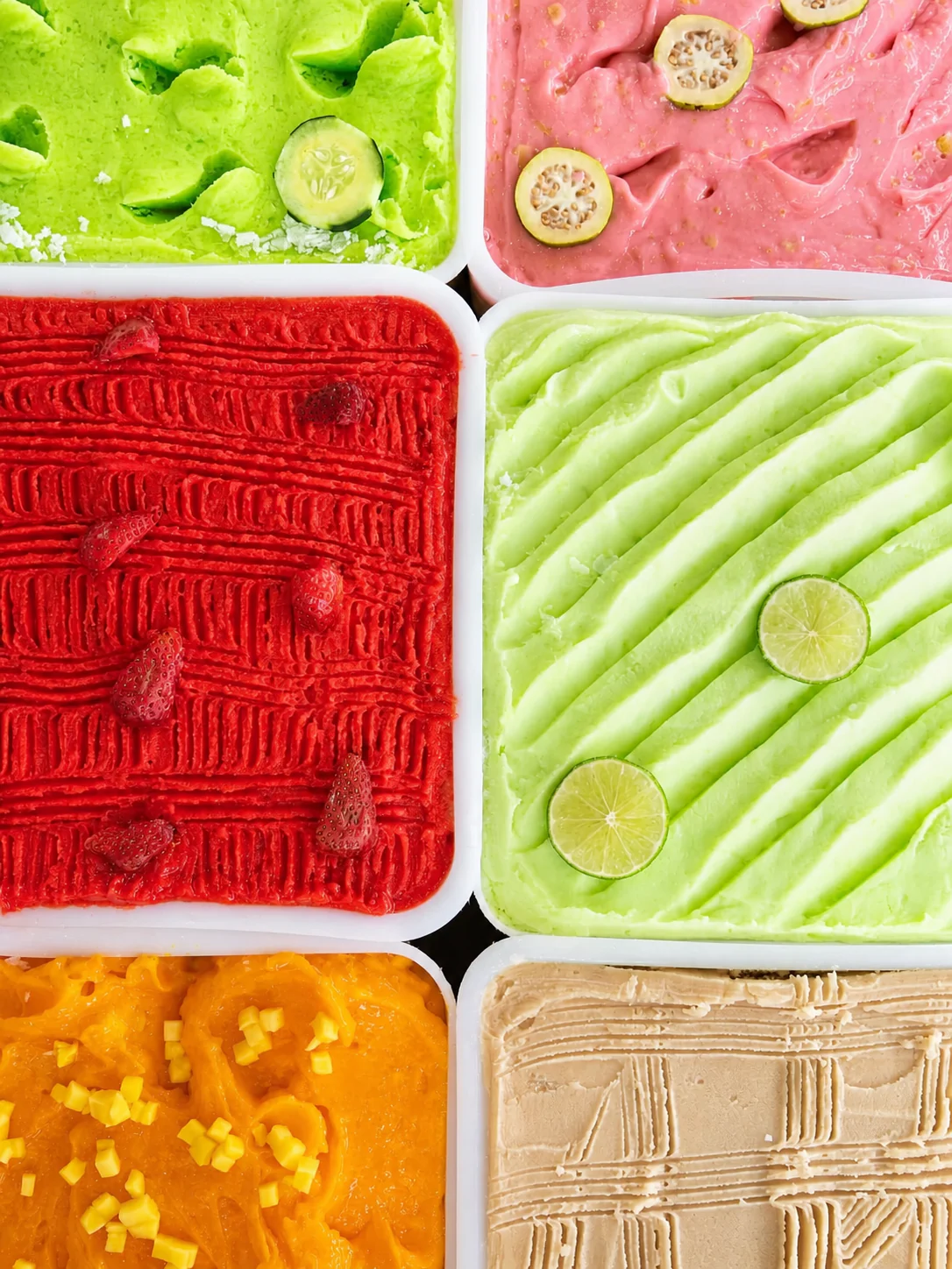 The ice cream case at La Michoacana Premium Oak Lawn.